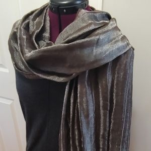Loft Brown shimmer scarf